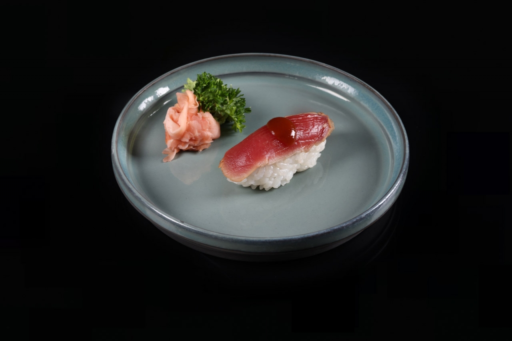 MAGURO TATAKI NIGIRI